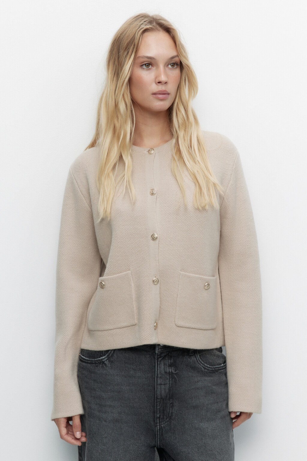 Кардиган короткий вязаный в полоску - цвет бежевый - 2