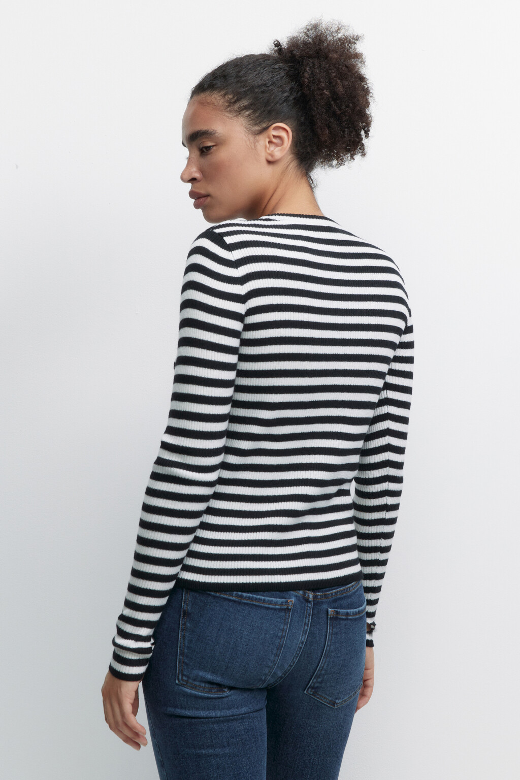Джемпер-лонгслив облегающий в полоску - цвет черный - 3