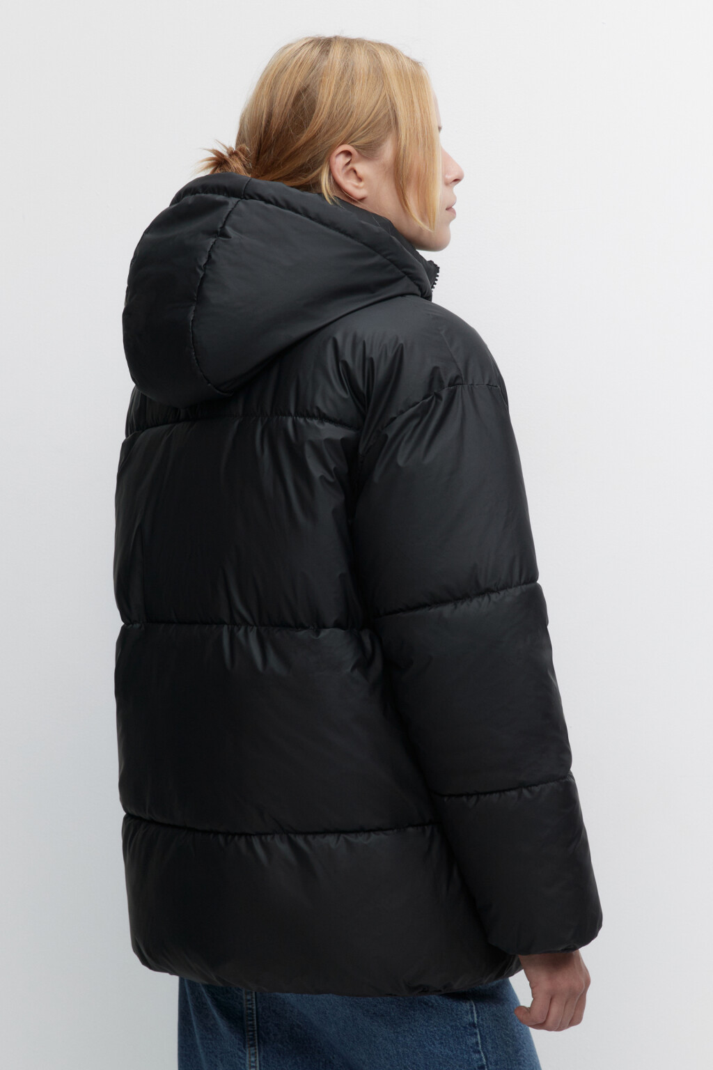 Куртка стеганая из искусственной кожи с капюшоном - цвет черный - 4