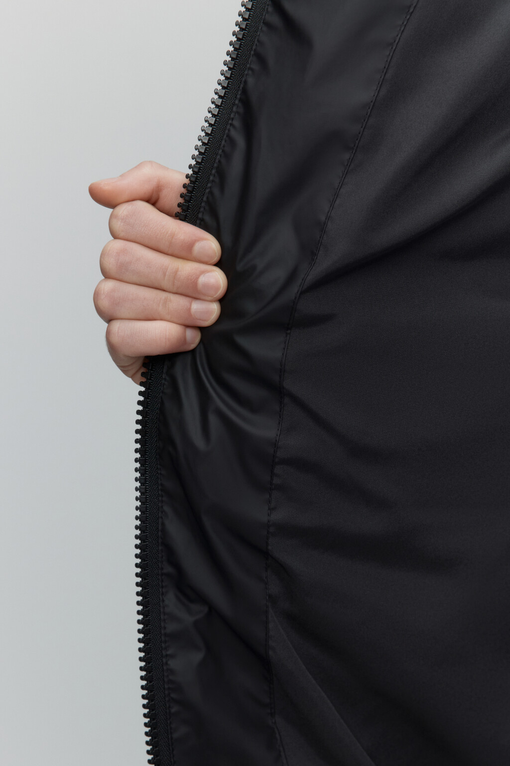 Куртка стеганая из искусственной кожи с капюшоном - цвет черный - 8