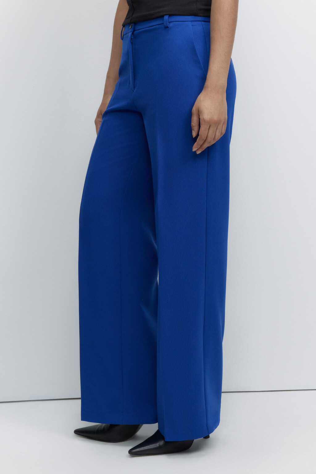 Брюки широкие костюмные со стрелками и карманами - цвет синий - 3