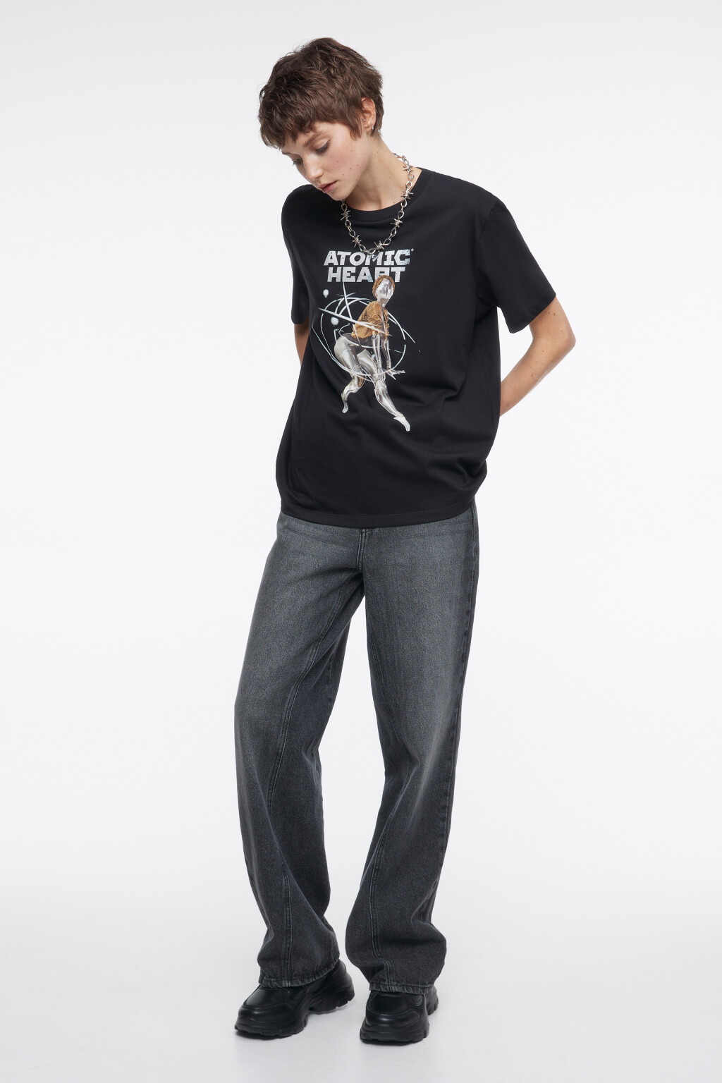 Футболка oversize хлопковая с принтом Atomic Heart - цвет черный - 6