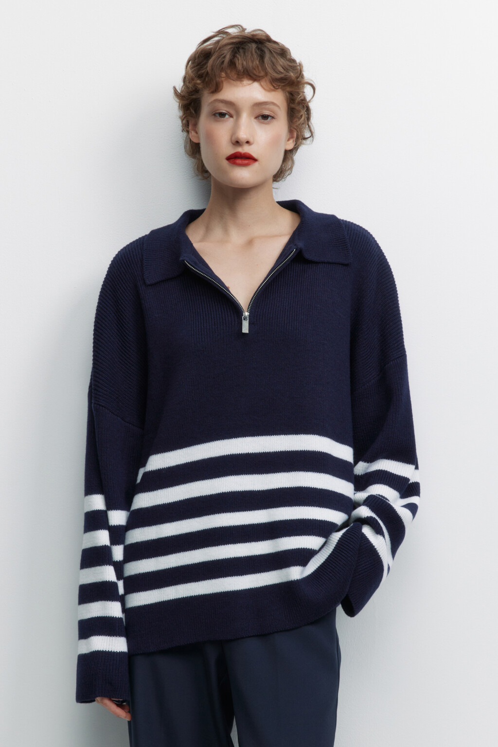 Свитер oversize с воротником-стойкой на молнии - цвет синий - 2