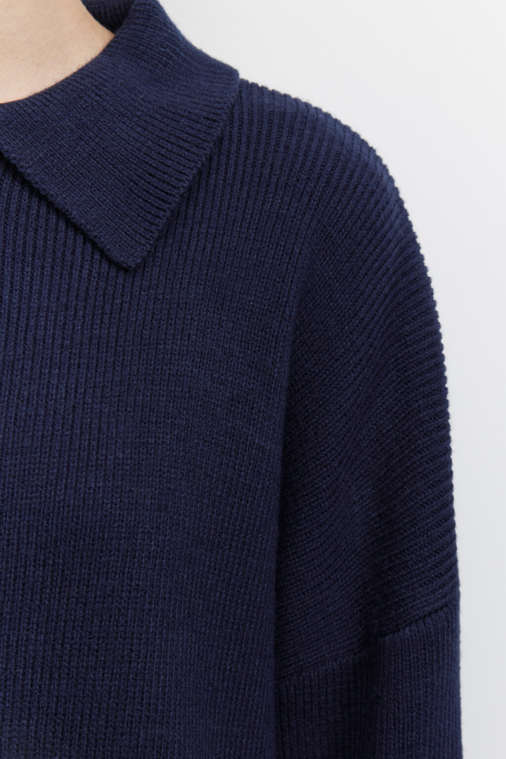 Свитер oversize с воротником-стойкой на молнии - цвет синий - 6