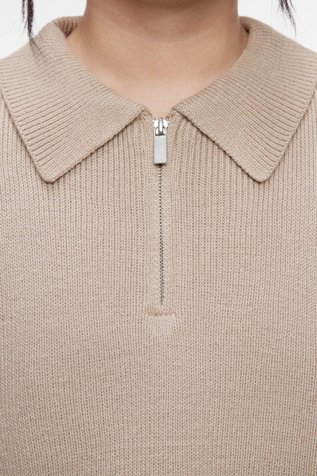 Свитер oversize с воротником-стойкой на молнии - цвет бежевый - 6