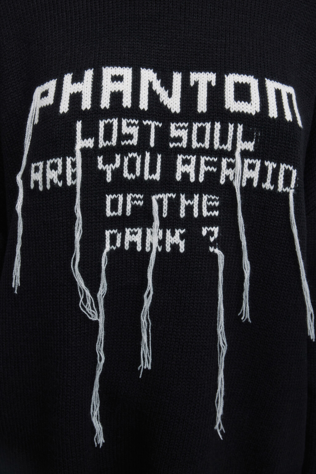 Джемпер oversize вязаный рваный с принтом-надписью - цвет черный - 7