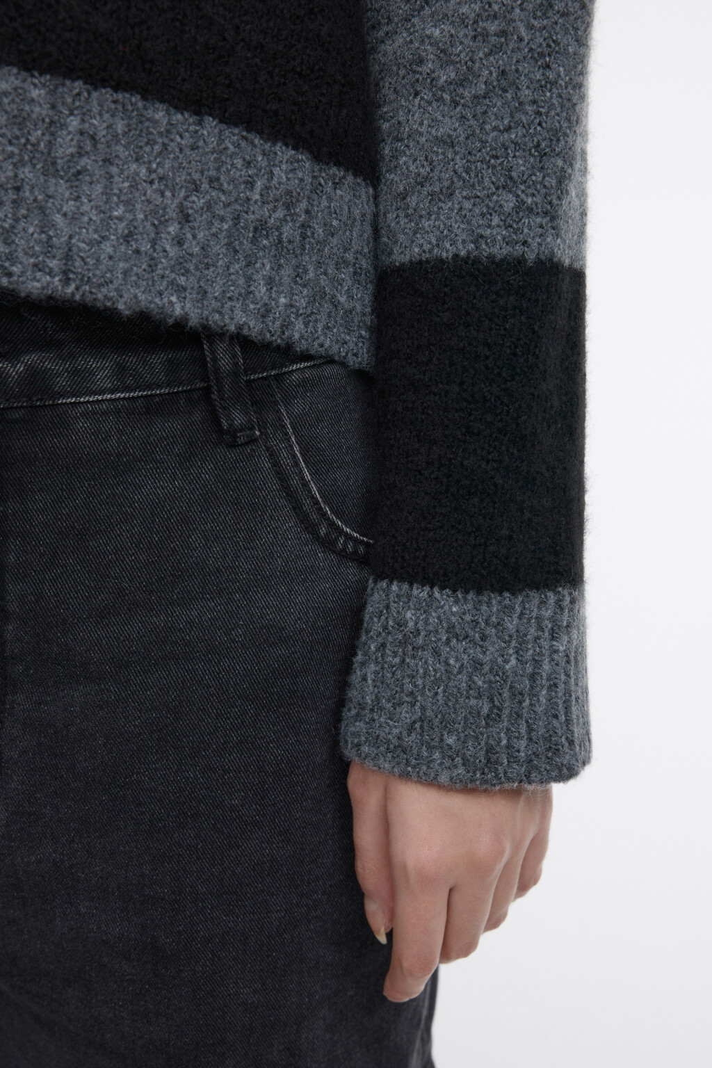 Джемпер вязаный свободный в полоску - цвет серый - 6