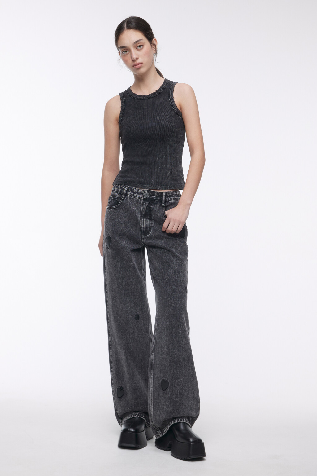 Джинсы широкие с патчами-мастями - цвет серый - 4