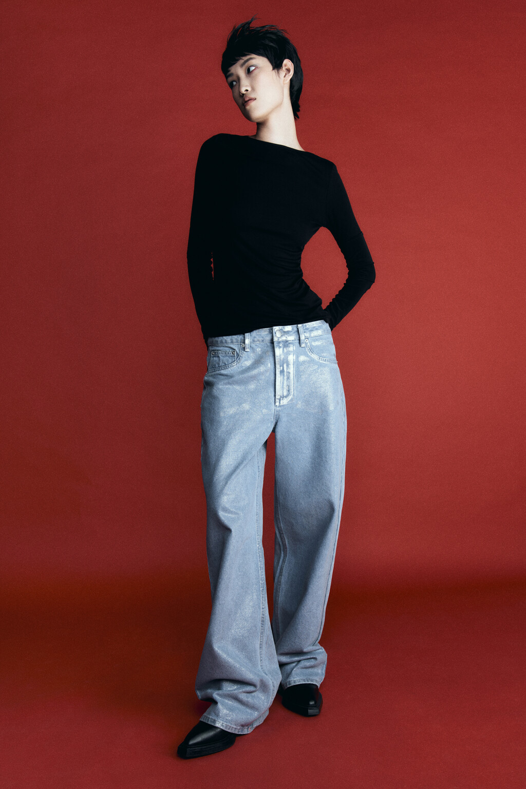 Джинсы широкие с серебристым покрытием - цвет серый - 10