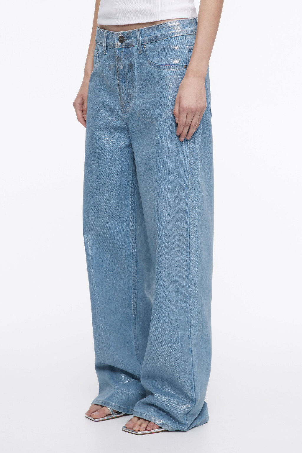 Джинсы широкие с серебристым покрытием - цвет серый - 5