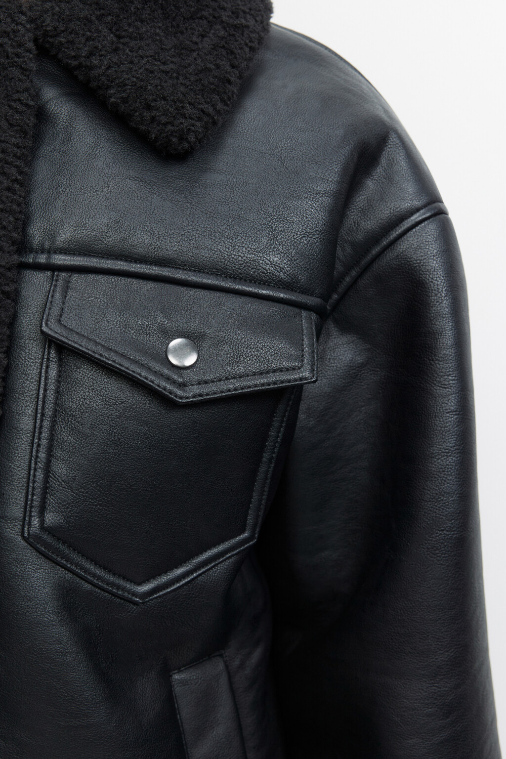 Куртка-дубленка утепленная с меховым воротником - цвет черный - 8