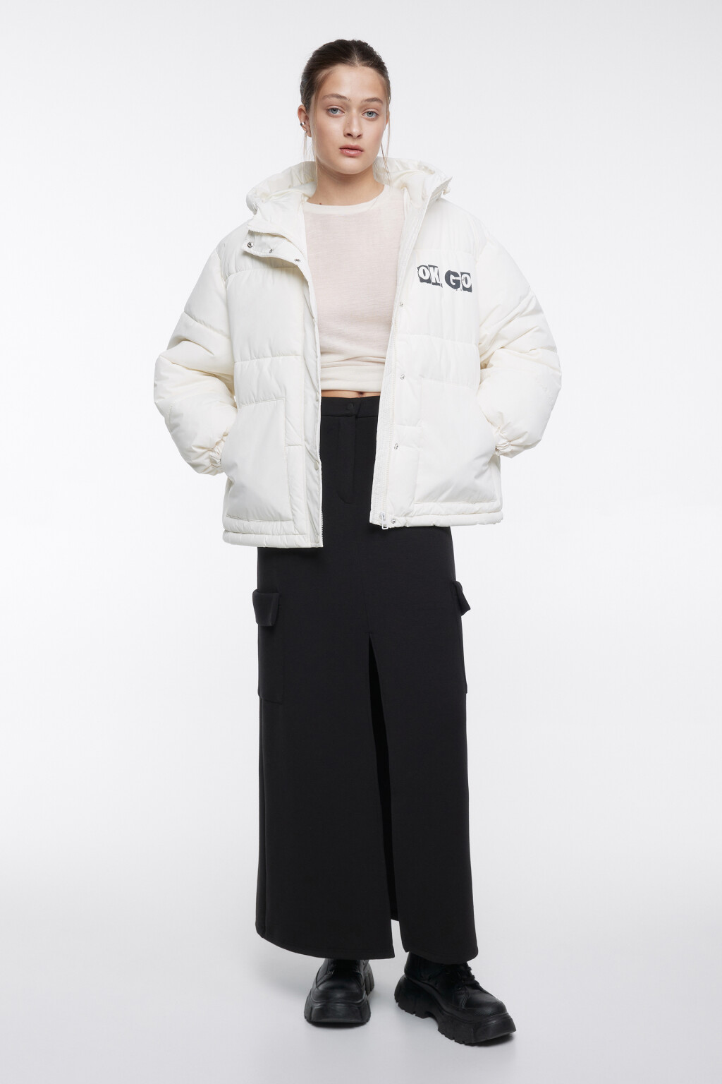 Куртка oversize короткая утепленная с капюшоном - цвет молочный - 2