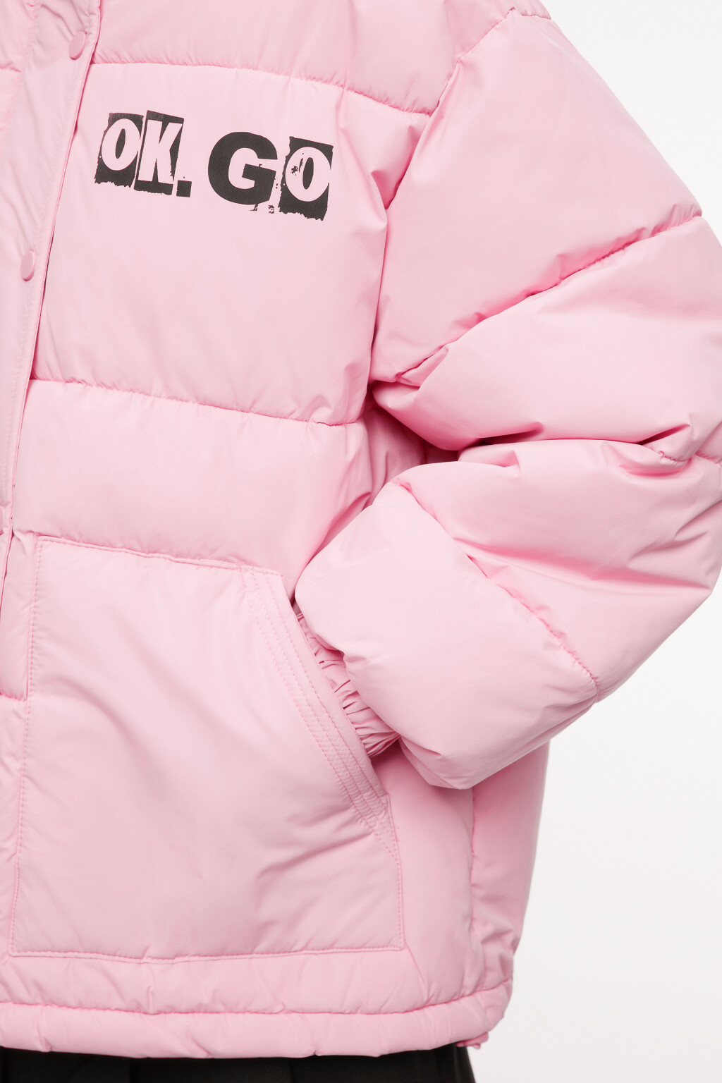 Куртка oversize короткая утепленная с капюшоном - цвет розовый - 6