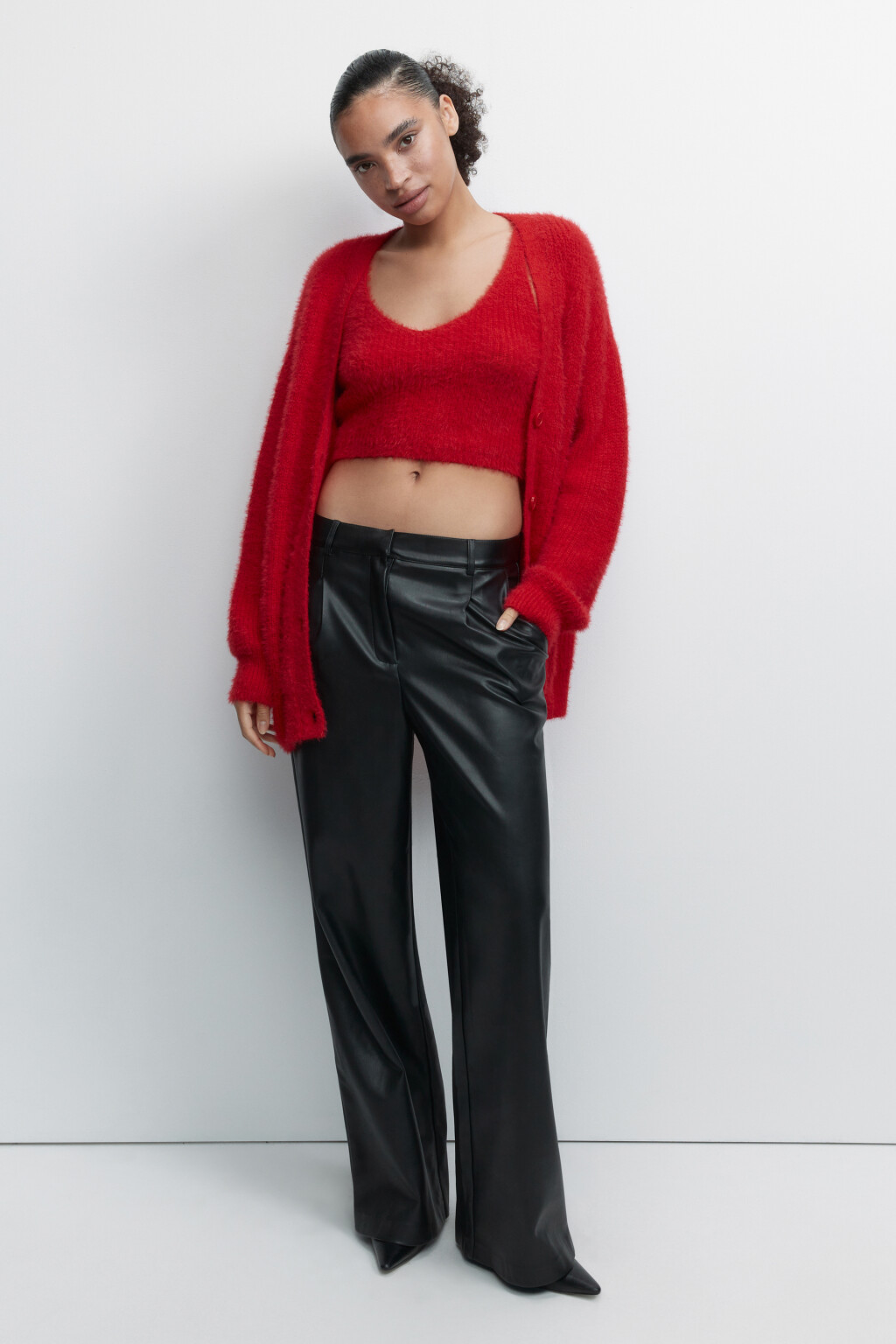 Топ-майка вязаный укороченный из пряжи-травки - цвет красный - 5