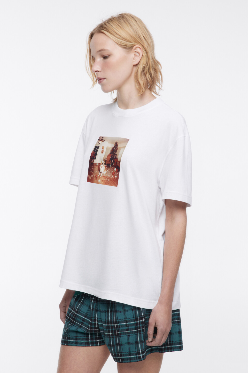 Футболка свободная с новогодним принтом - цвет белый - 3