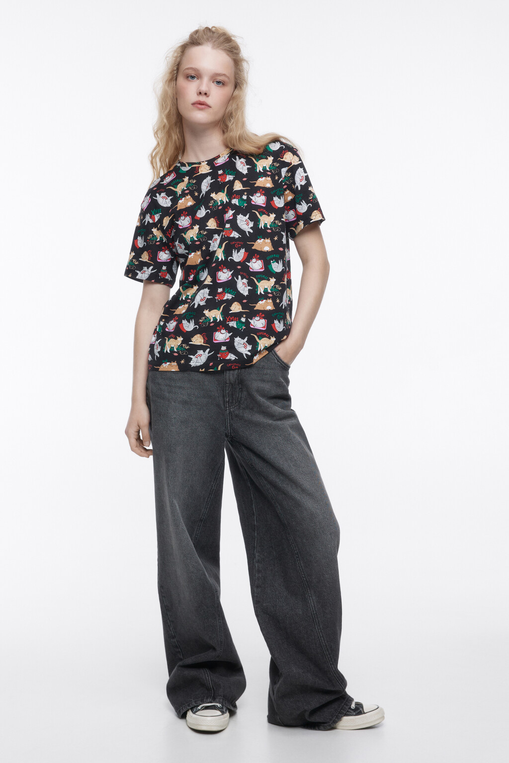 Футболка хлопковая с новогодним принтом - цвет черный - 4