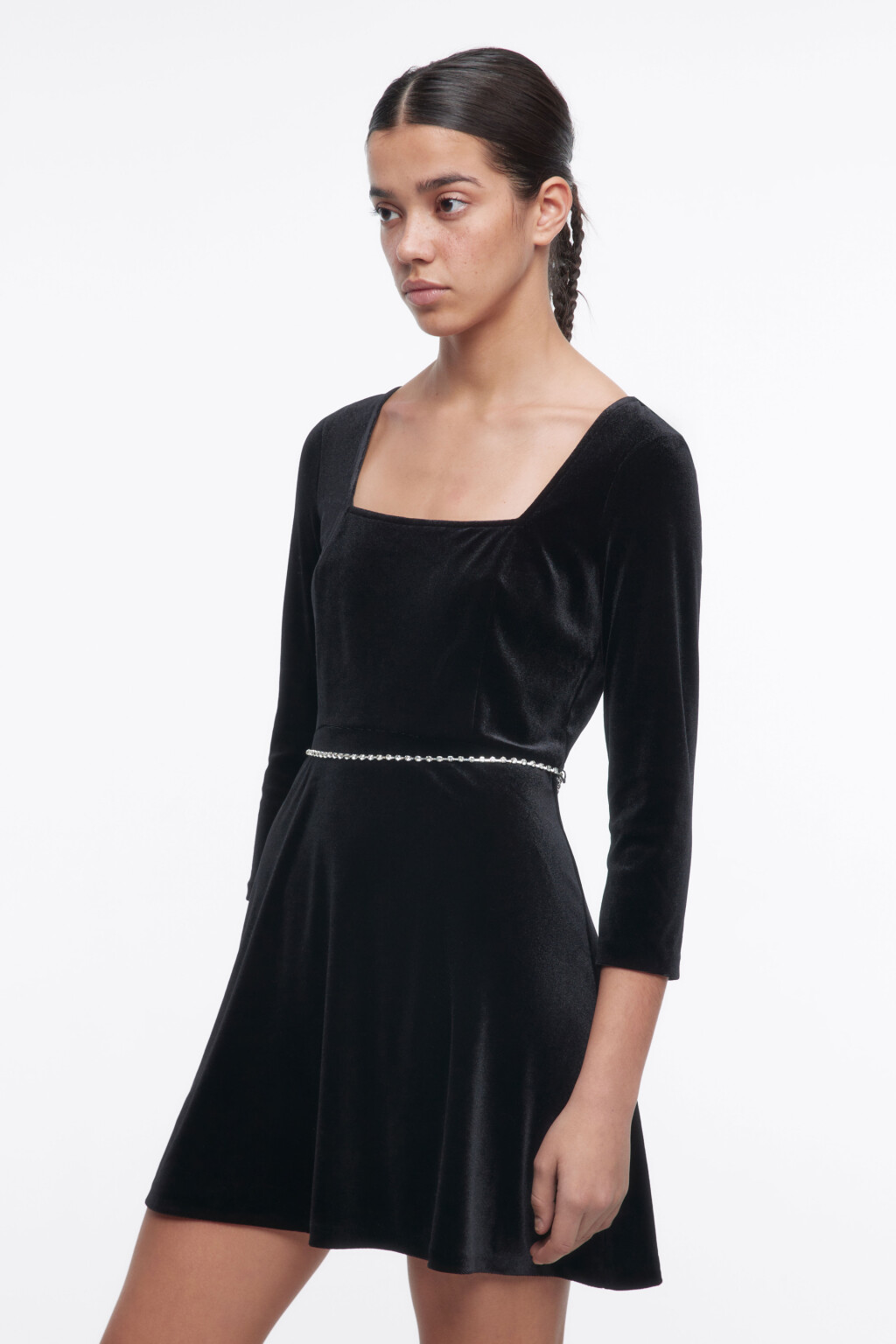 Платье бархатное с пояском из страз - цвет черный - 5