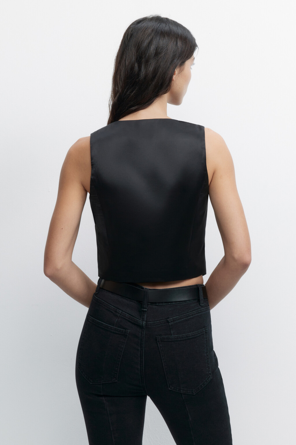 Жилет костюмный из атласной ткани - цвет черный - 3