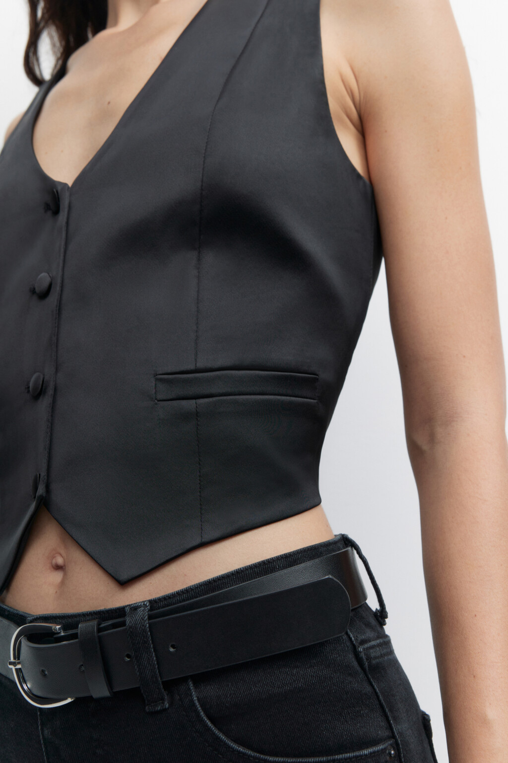 Жилет костюмный из атласной ткани - цвет черный - 7