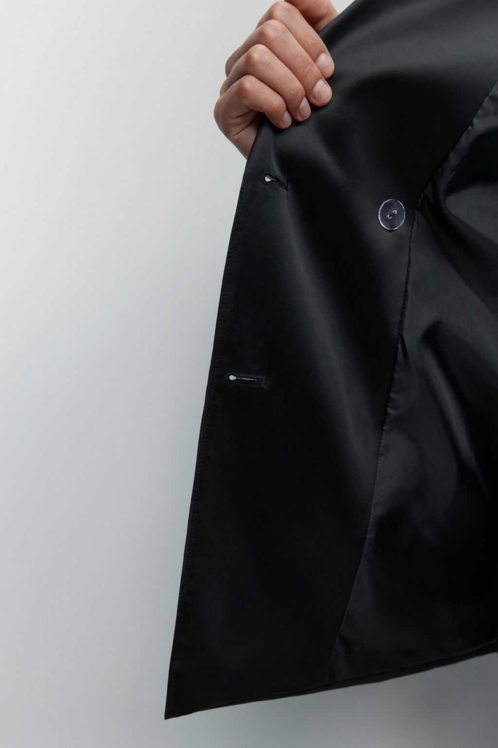 Пиджак приталенный с атласными лацканами - цвет черный - 7