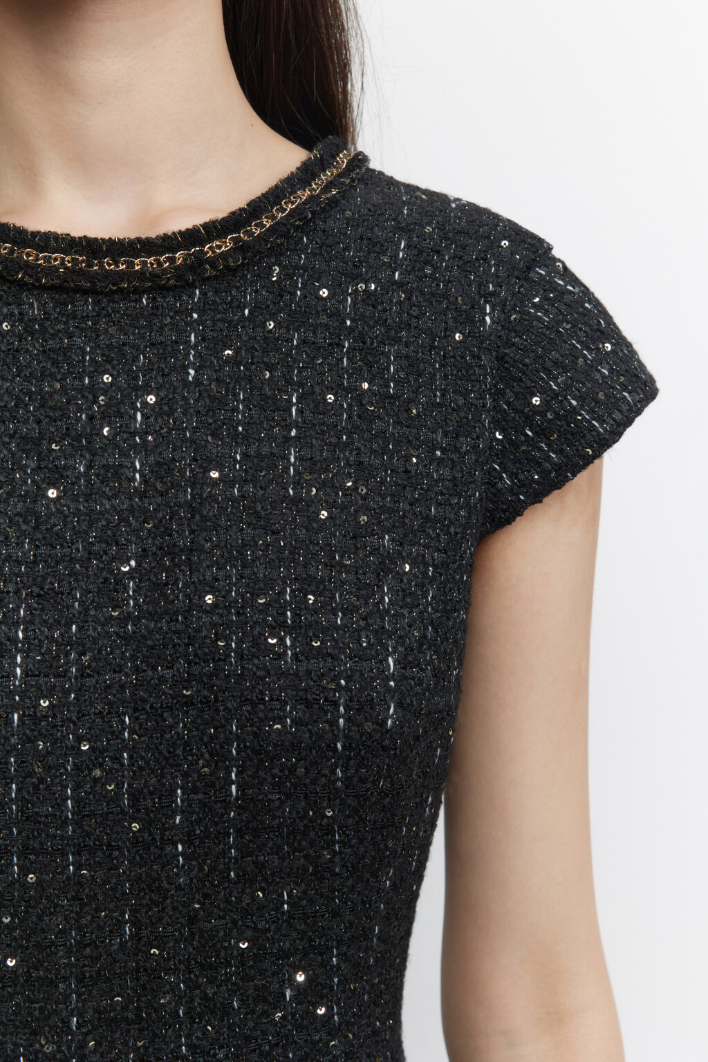 Платье мини твидовое с блестящими нитями - цвет черный - 6