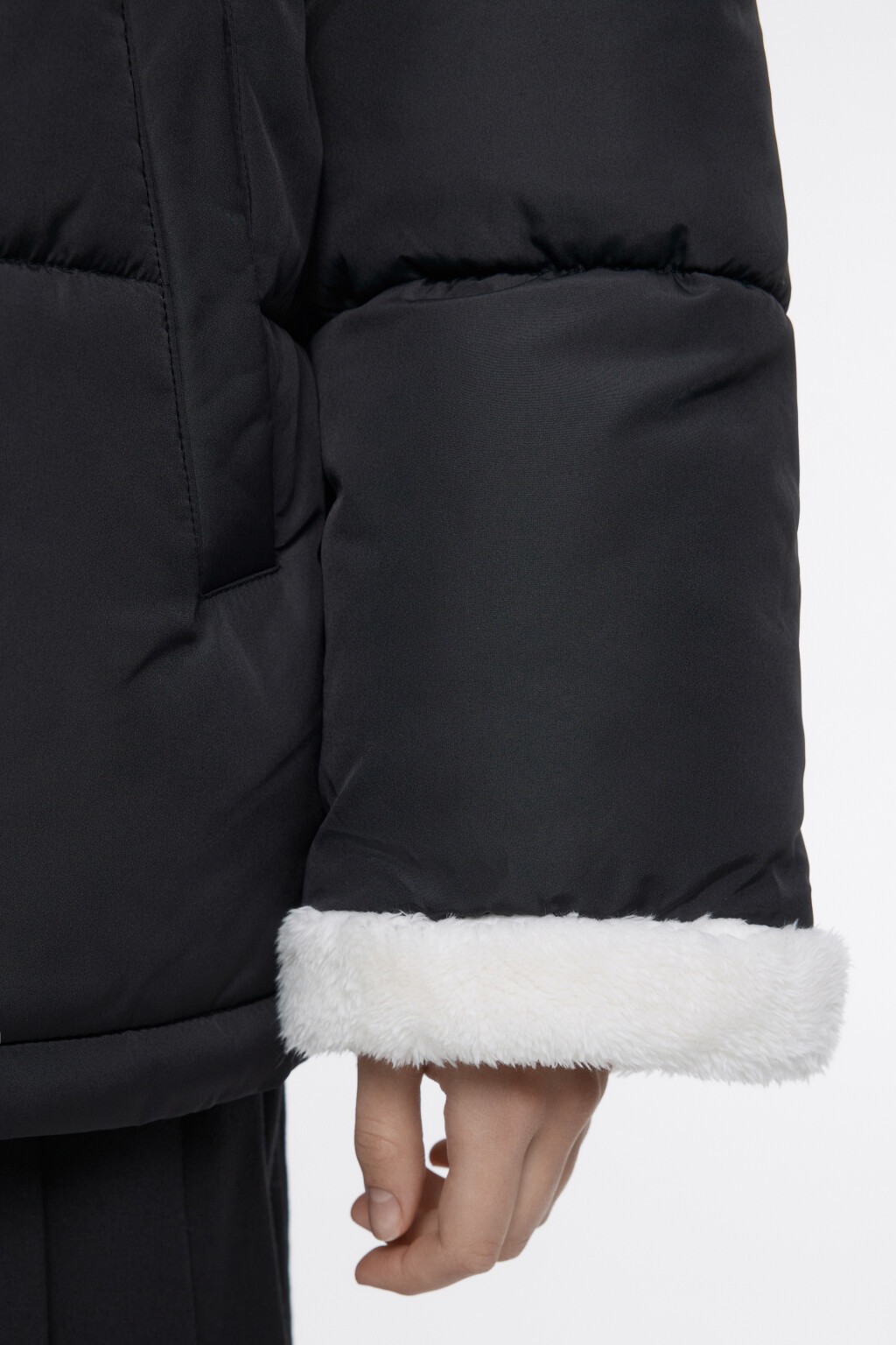 Куртка стеганая с меховой подкладкой - цвет черный - 6