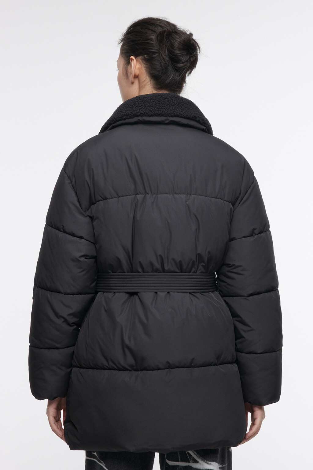 Куртка стеганая с асимметричным воротником - цвет черный - 4