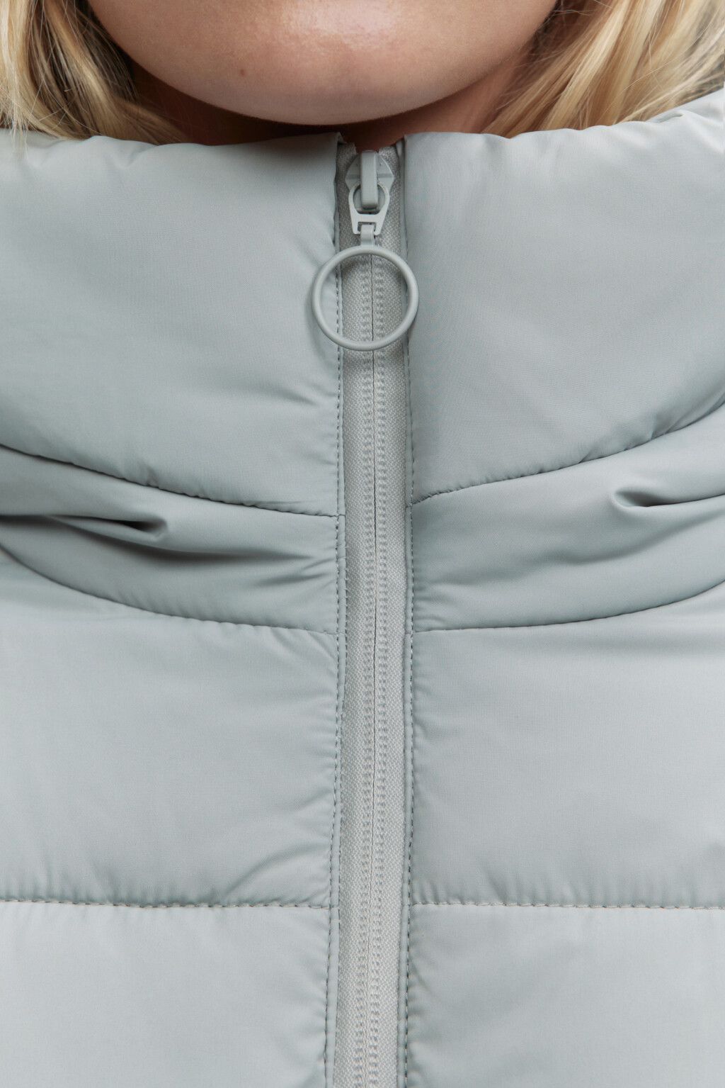 Пальто длинное стеганое утепленное с капюшоном - цвет мятный - 6