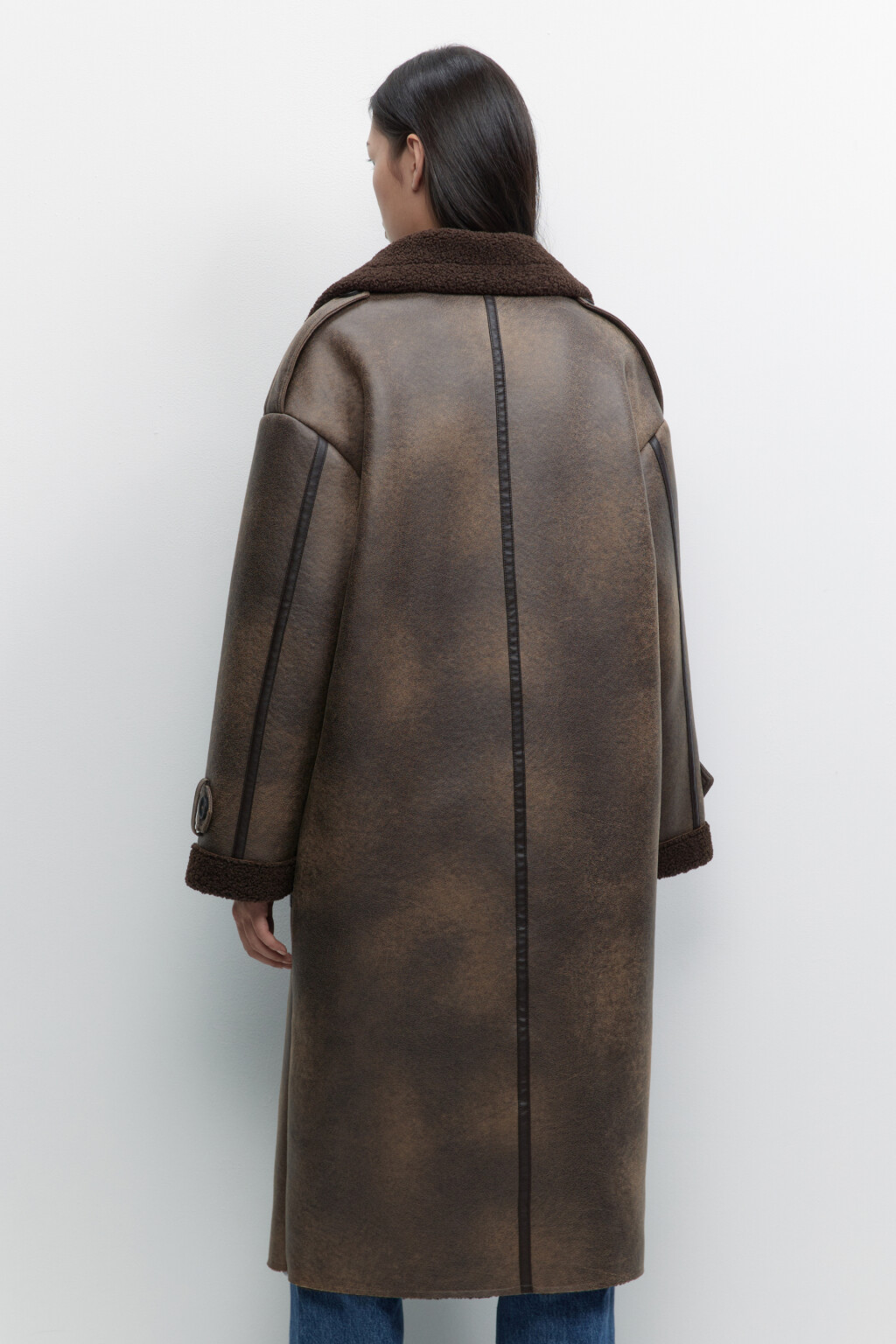 Дубленка длинная с вареным эффектом - цвет коричневый - 5