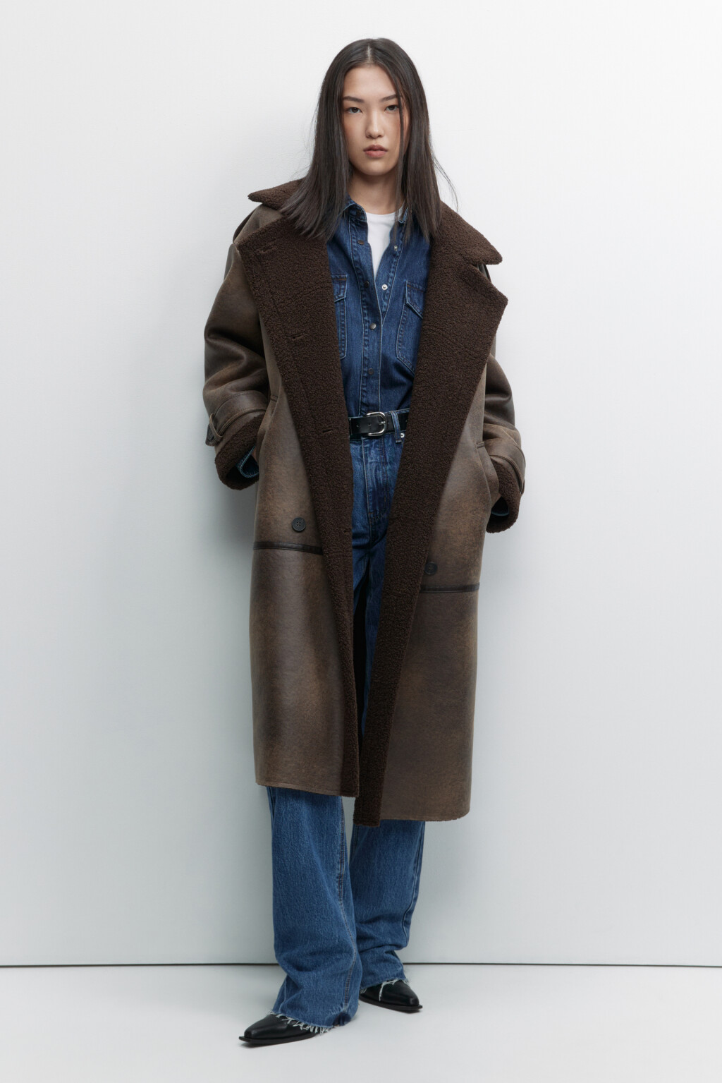 Дубленка длинная с вареным эффектом - цвет коричневый - 6
