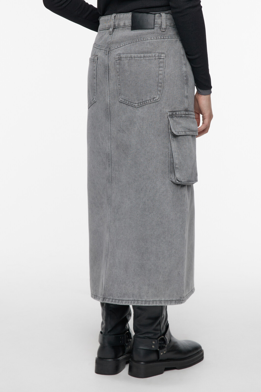 Юбка миди джинсовая прямая с карманами карго - цвет серый - 4