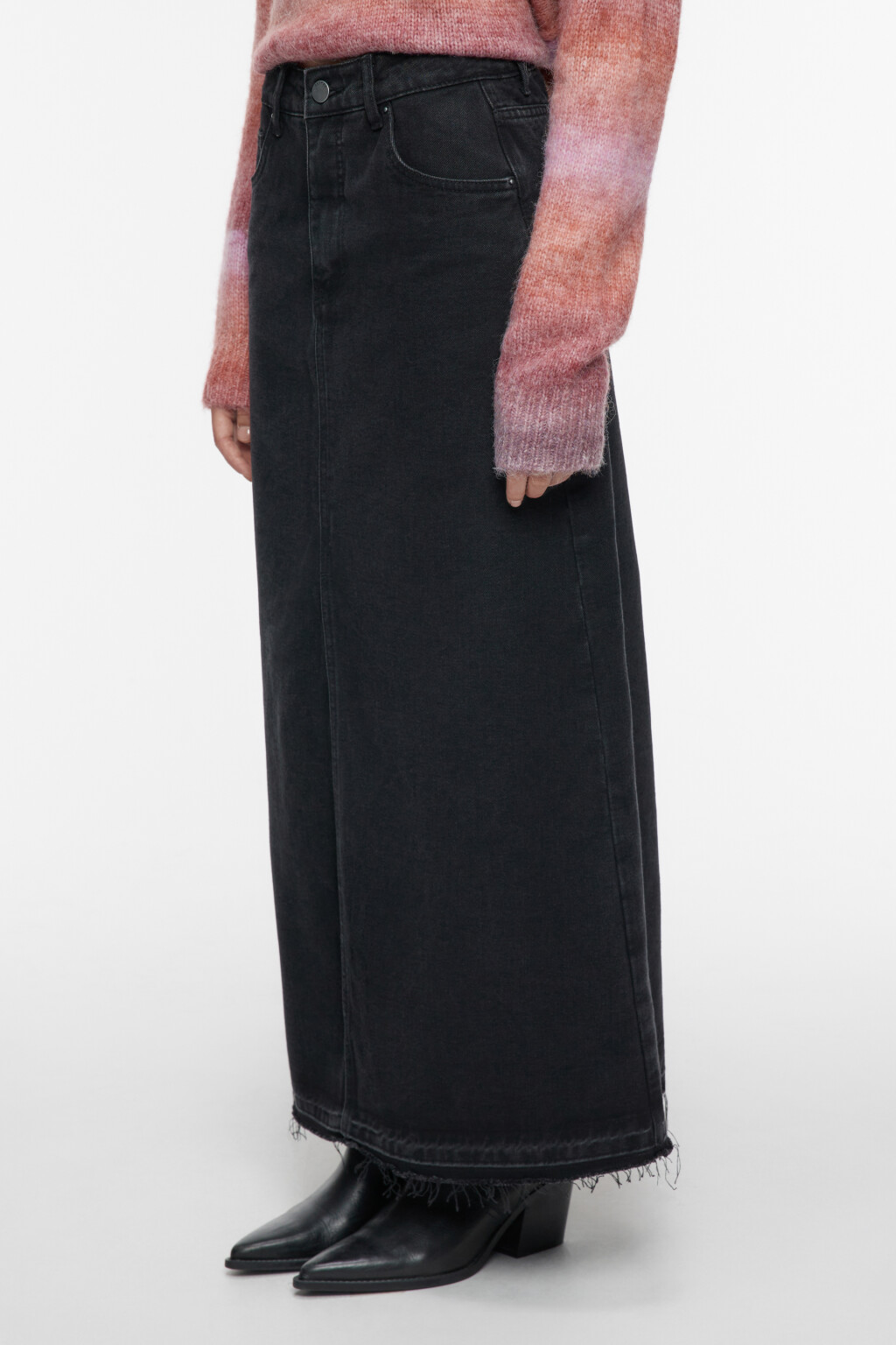 Юбка-трапеция макси джинсовая с открытыми срезами - цвет черный - 3