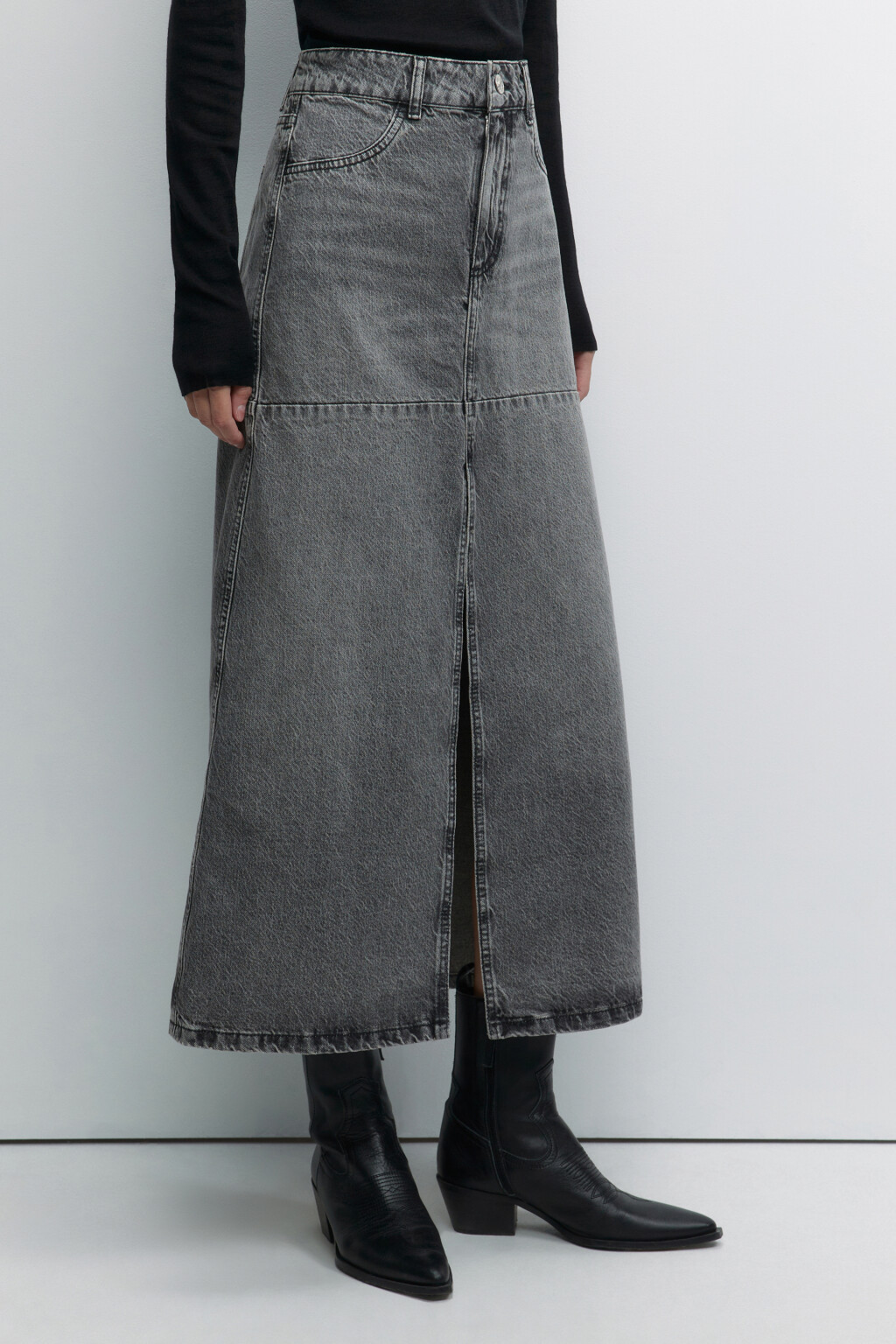 Юбка миди джинсовая прямая с разрезом спереди - цвет серый - 2