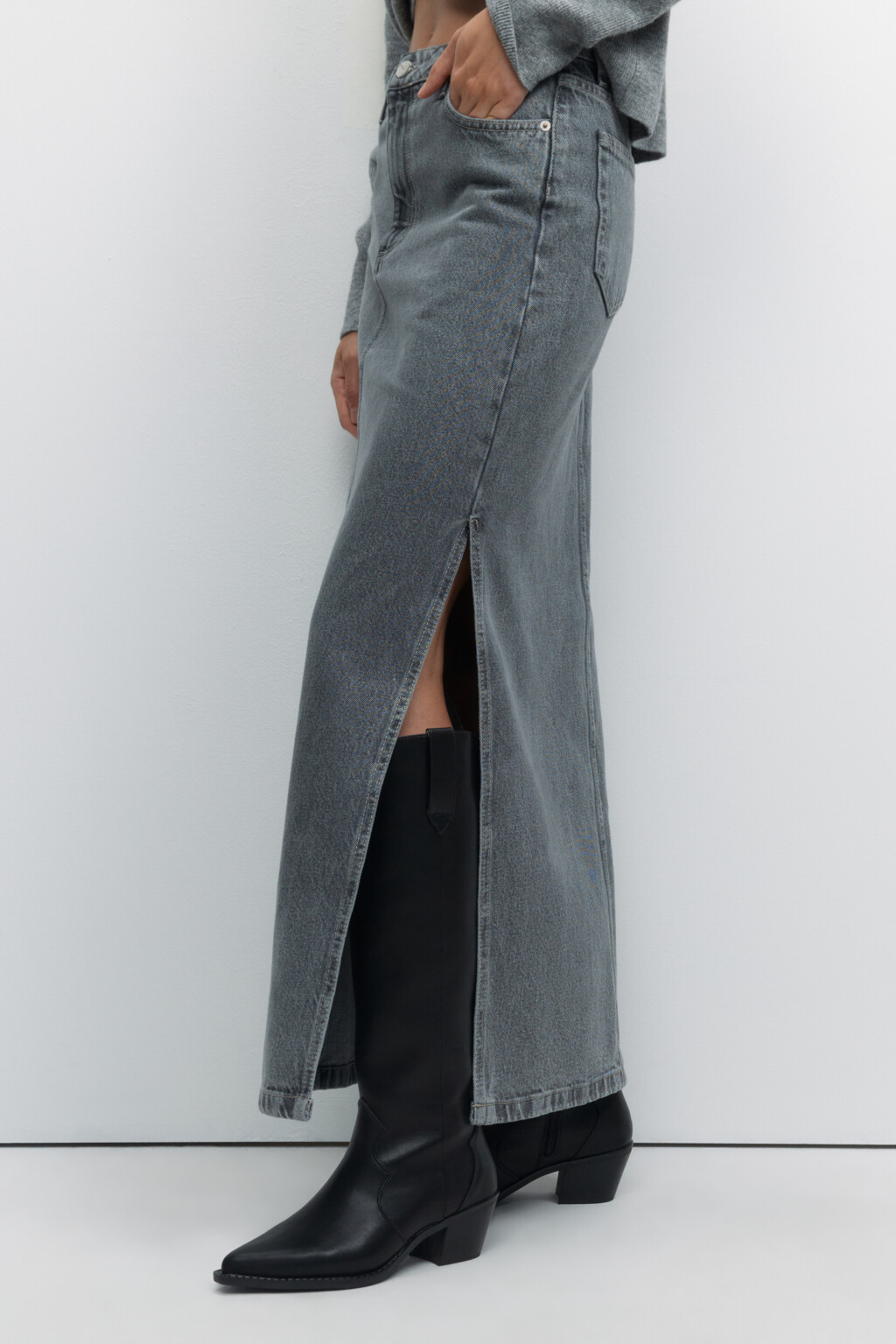 Юбка макси джинсовая прямая с разрезом сбоку - цвет серый - 4