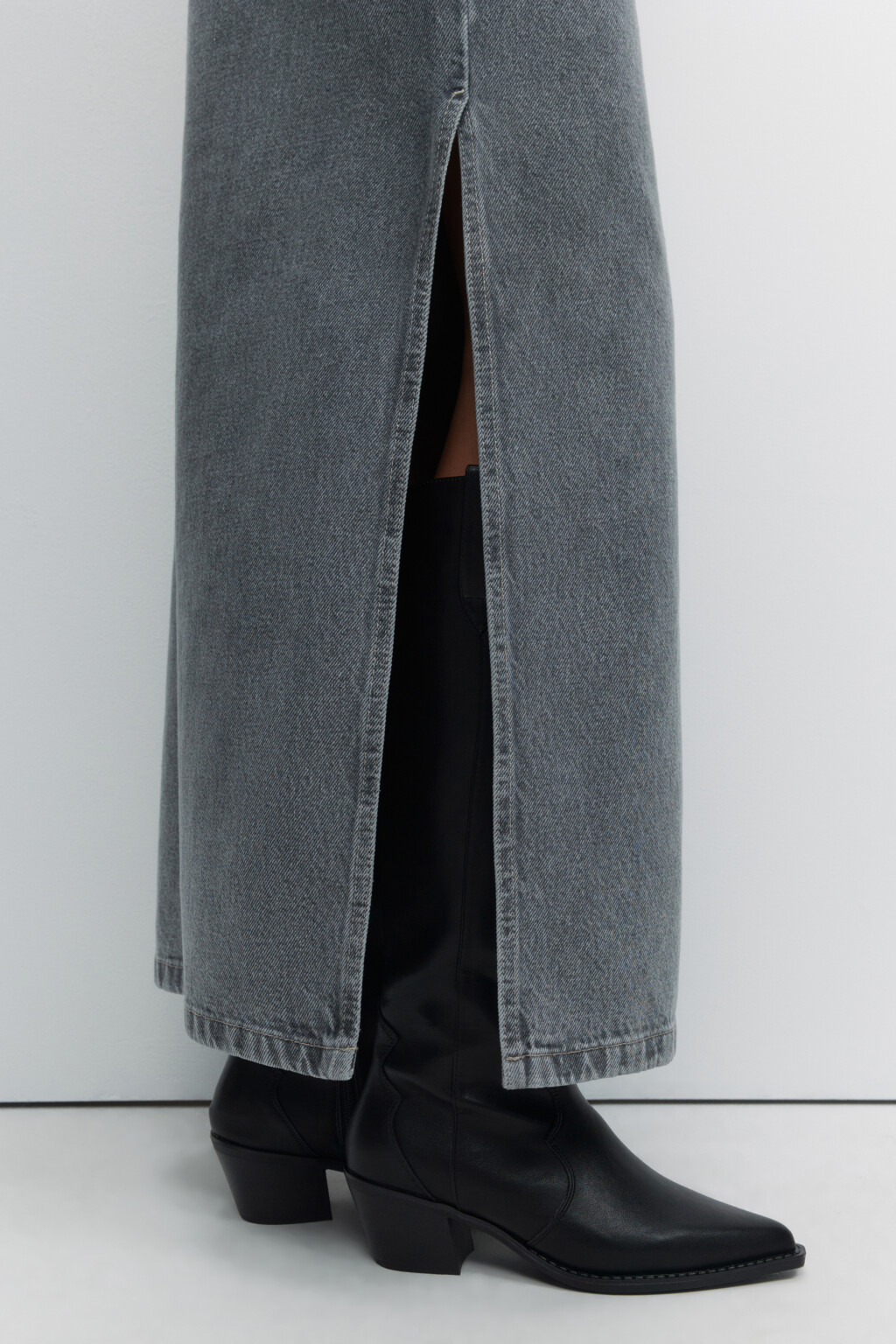 Юбка макси джинсовая прямая с разрезом сбоку - цвет серый - 6