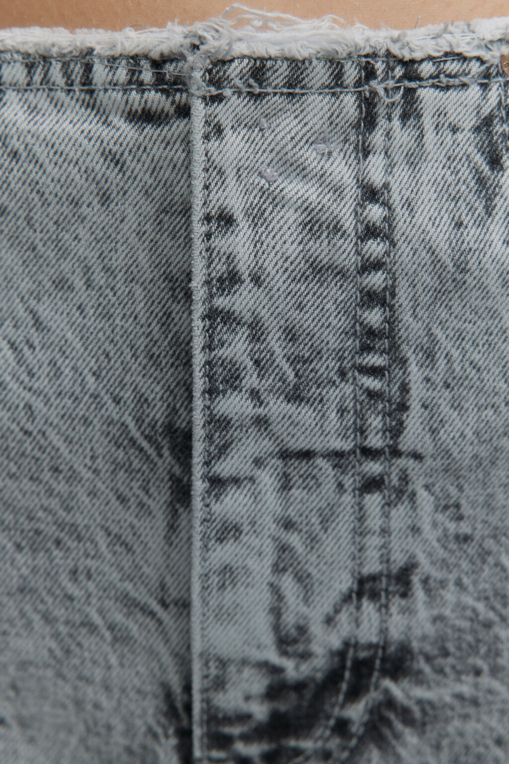 Юбка миди джинсовая прямая с разрезом спереди - цвет серый - 5