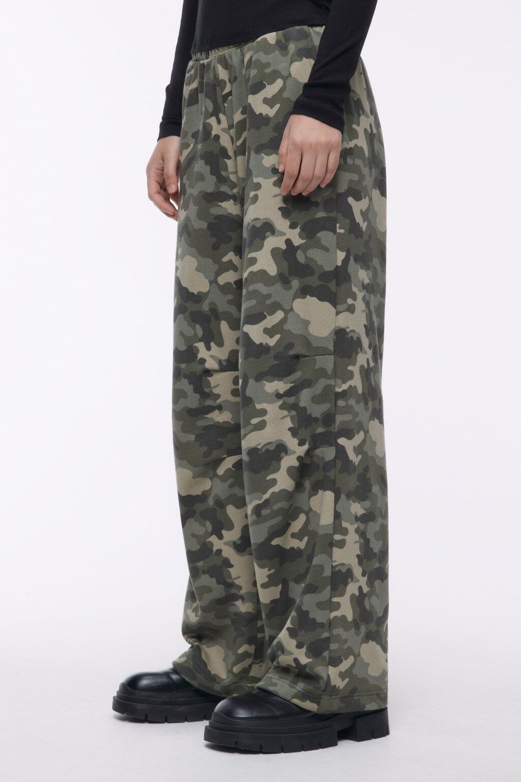 Брюки трикотажные с армейским принтом - цвет зеленый - 3