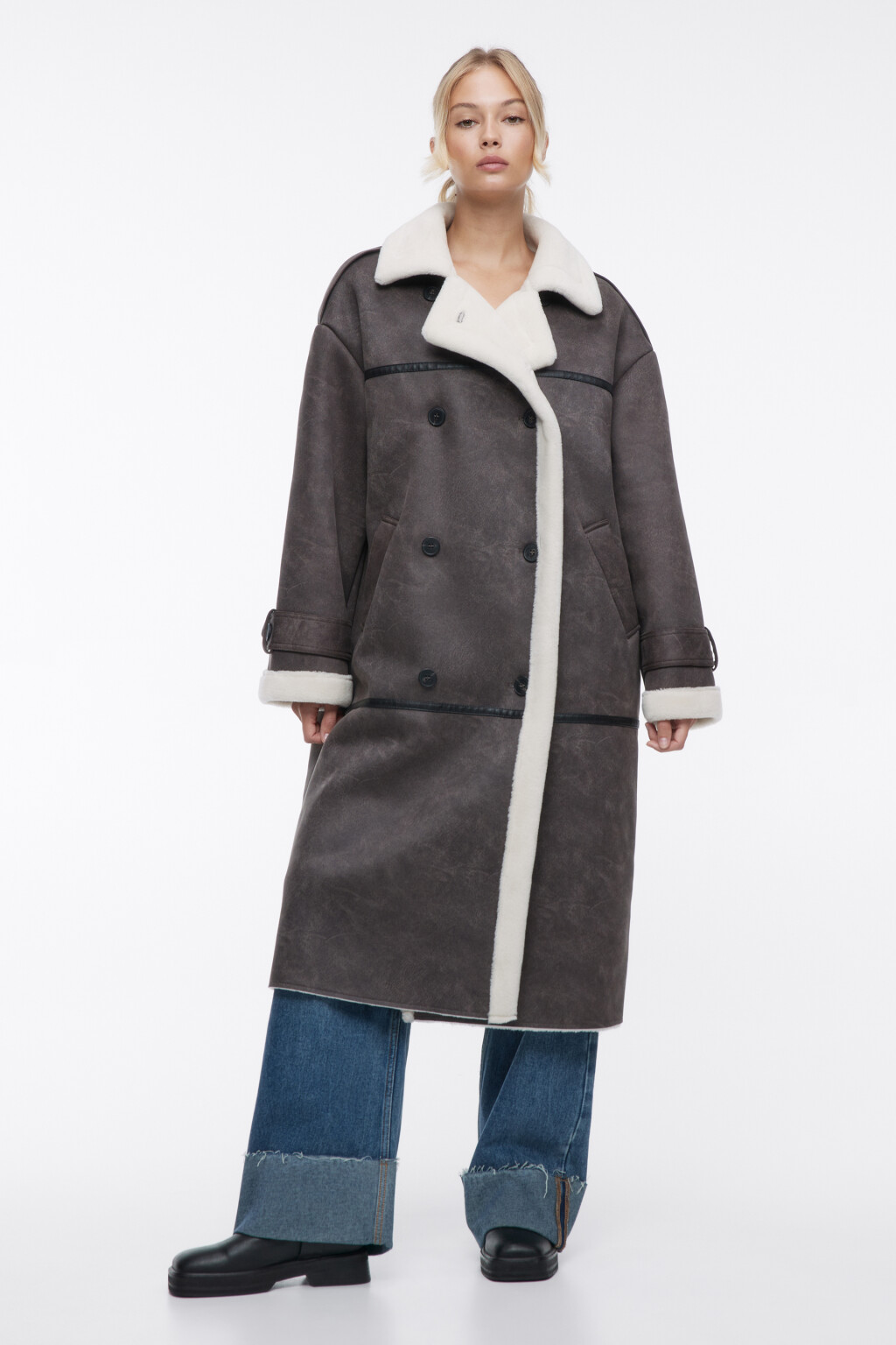 Дубленка длинная с широким воротником - цвет серый - 3