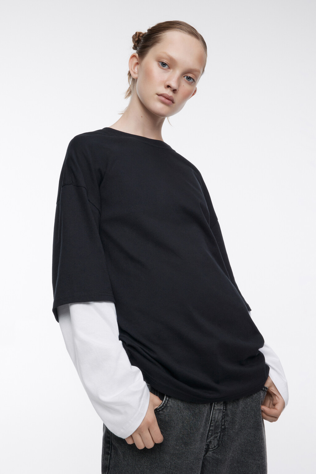 Лонгслив oversize хлопковый с двойными рукавами 2341849452, цвет ...