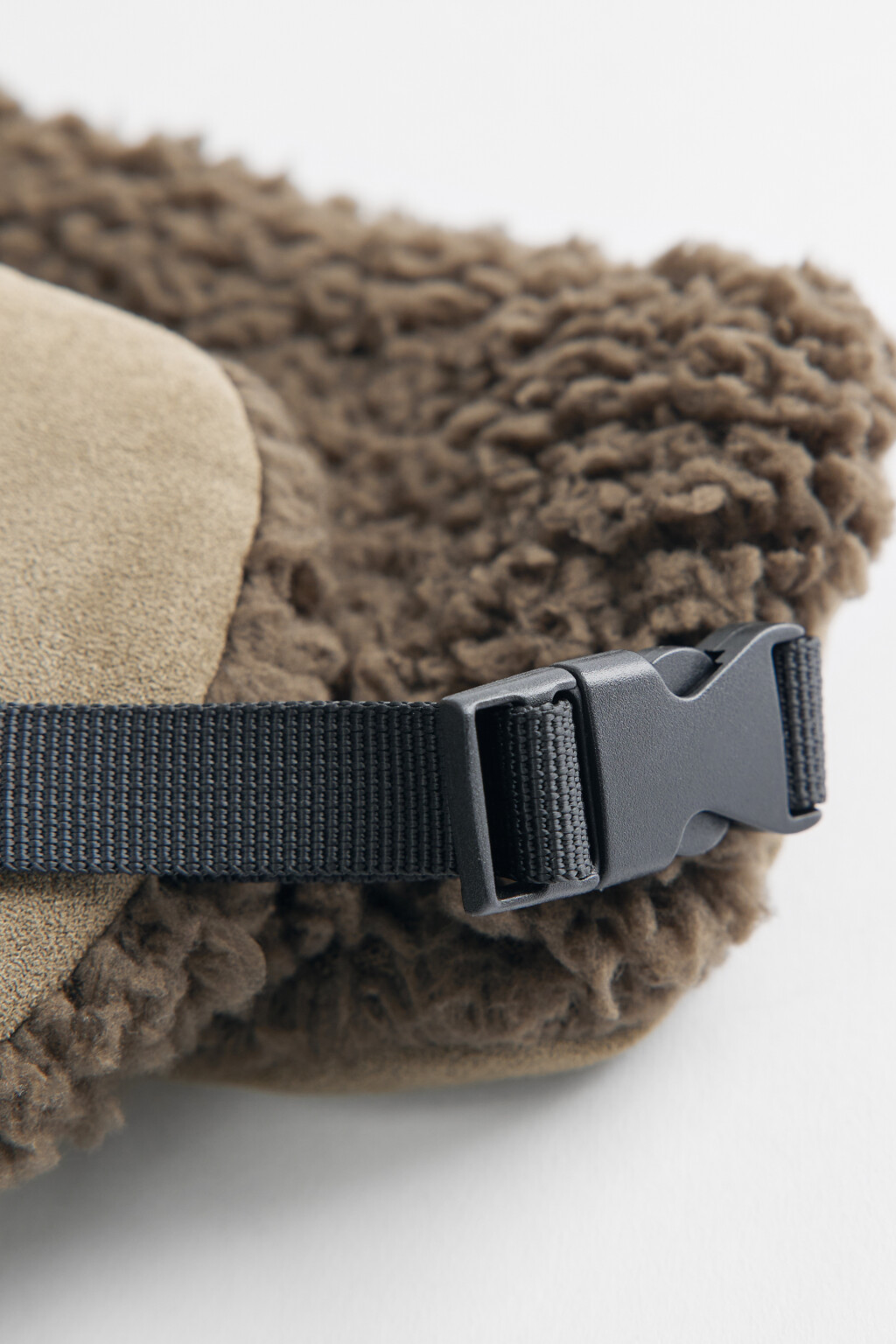 Шапка-ушанка с подкладкой - цвет зеленый - 3