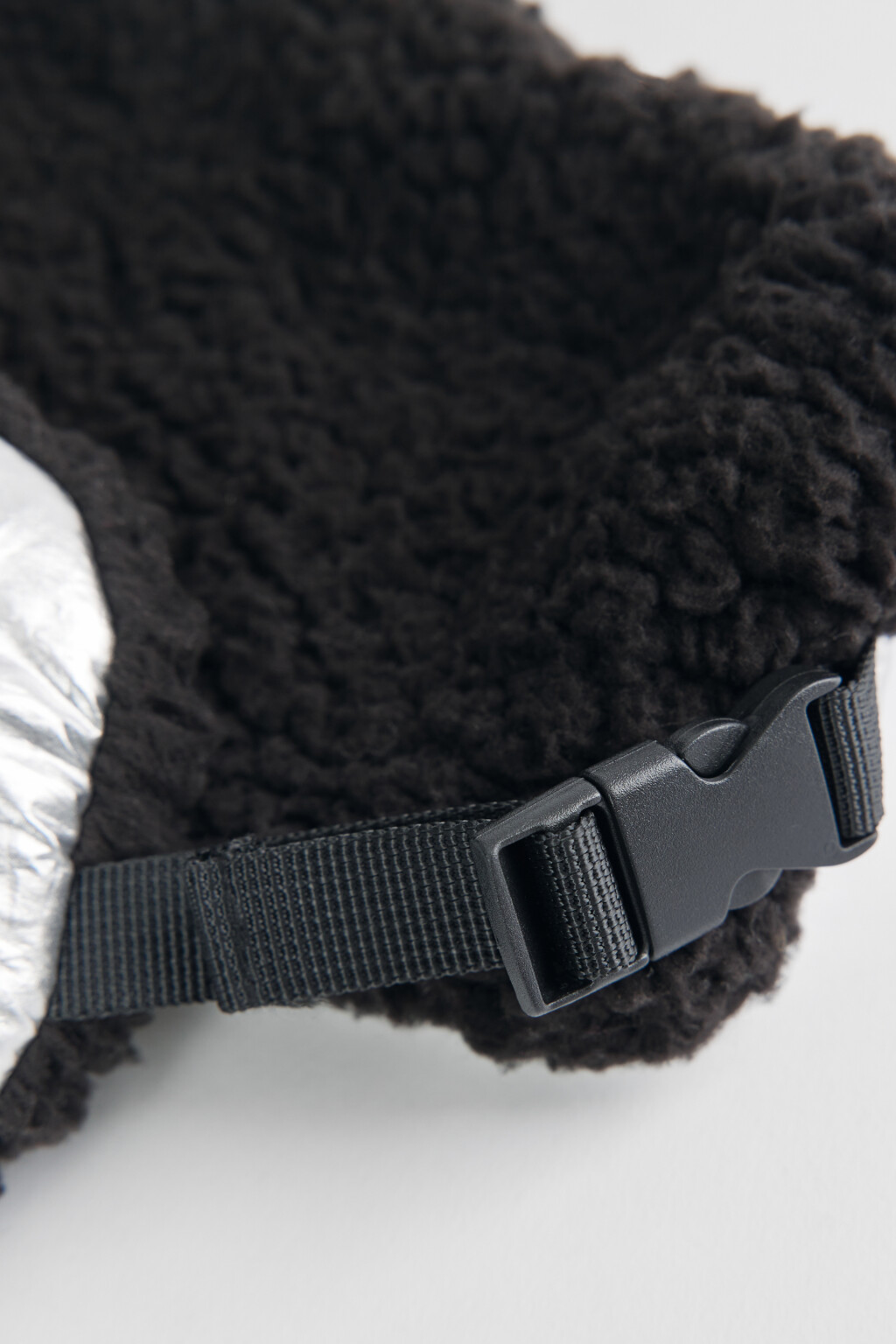 Шапка-ушанка с подкладкой - цвет черный - 3