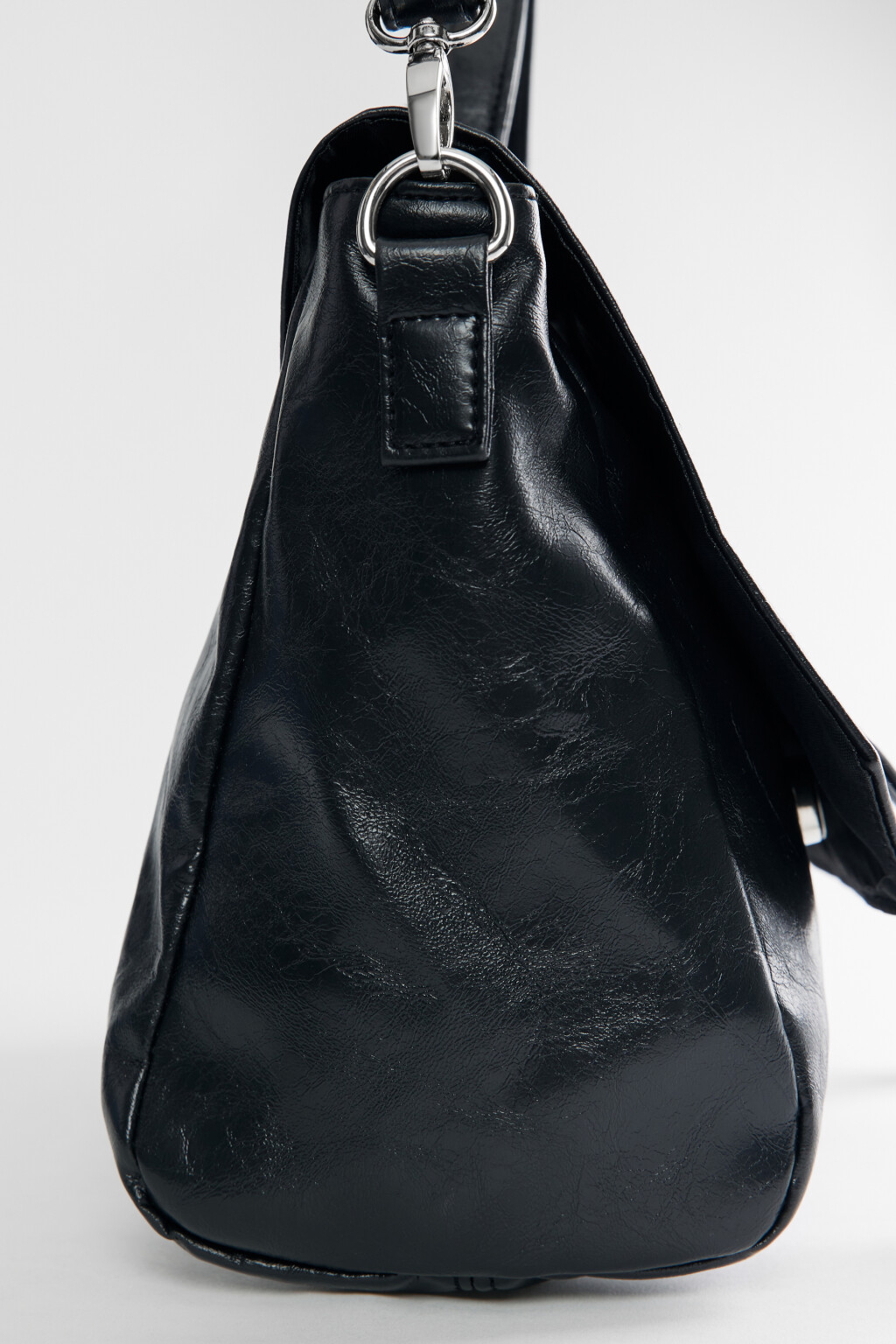 Сумка-портфель из фактурной искусственной кожи - цвет черный - 4