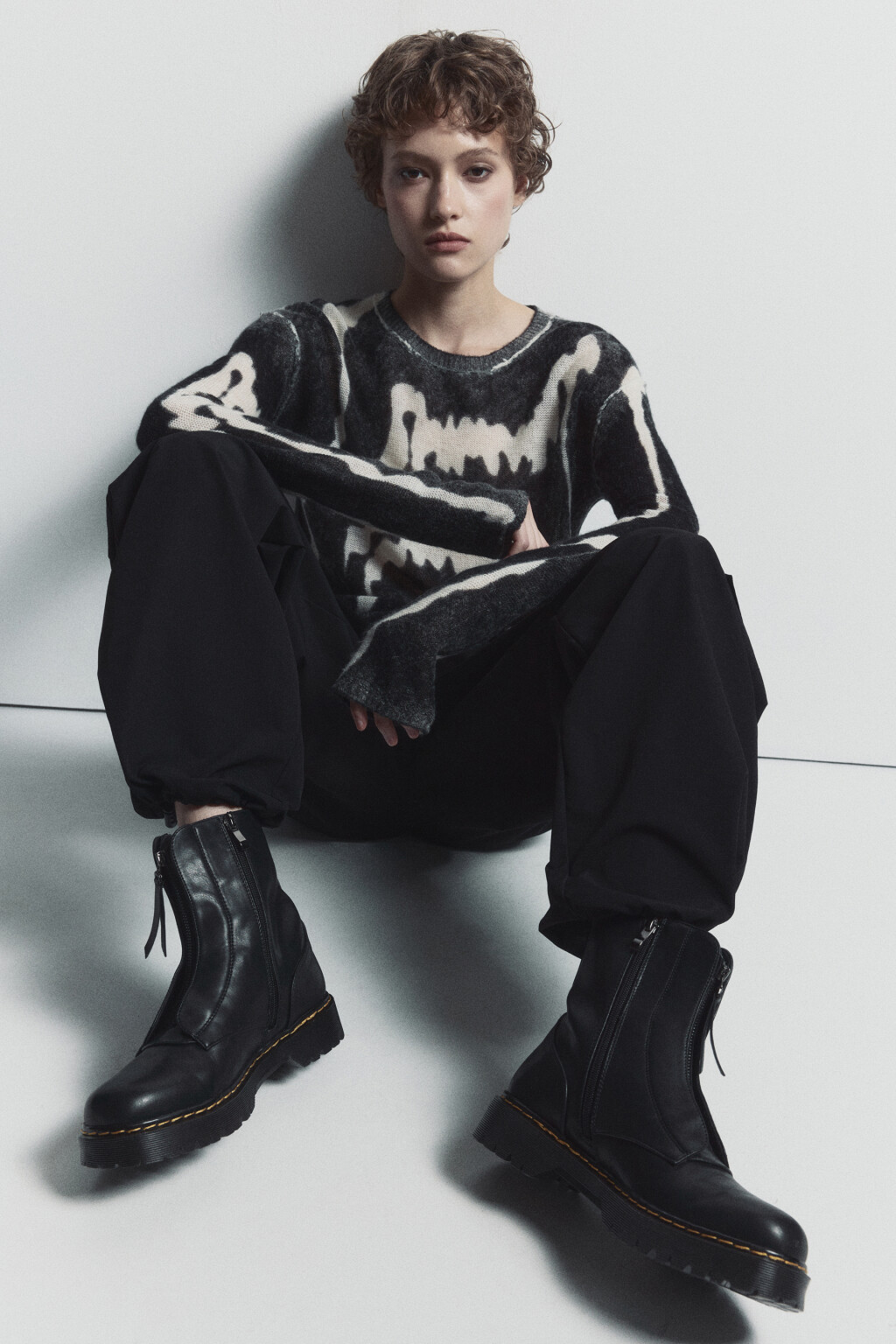 Ботинки на платформе с молнией - цвет черный - 1