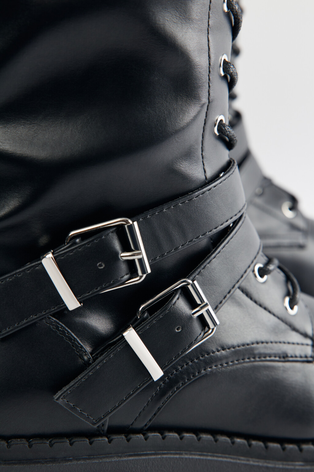 Ботинки высокие с молнией и шнуровкой - цвет черный - 6