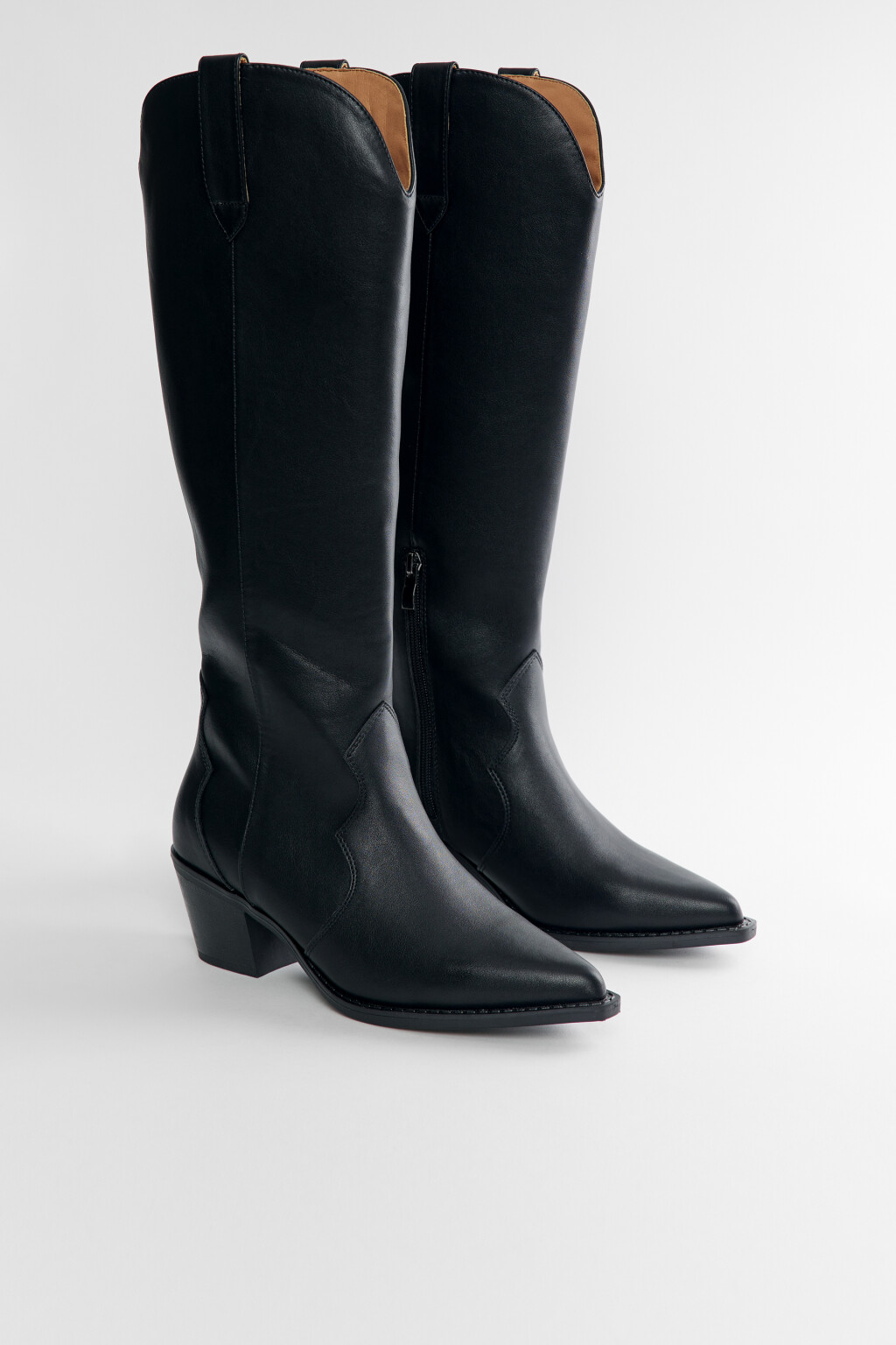 Сапоги-казаки с острым носком высокие из искусственной кожи - цвет черный - 2