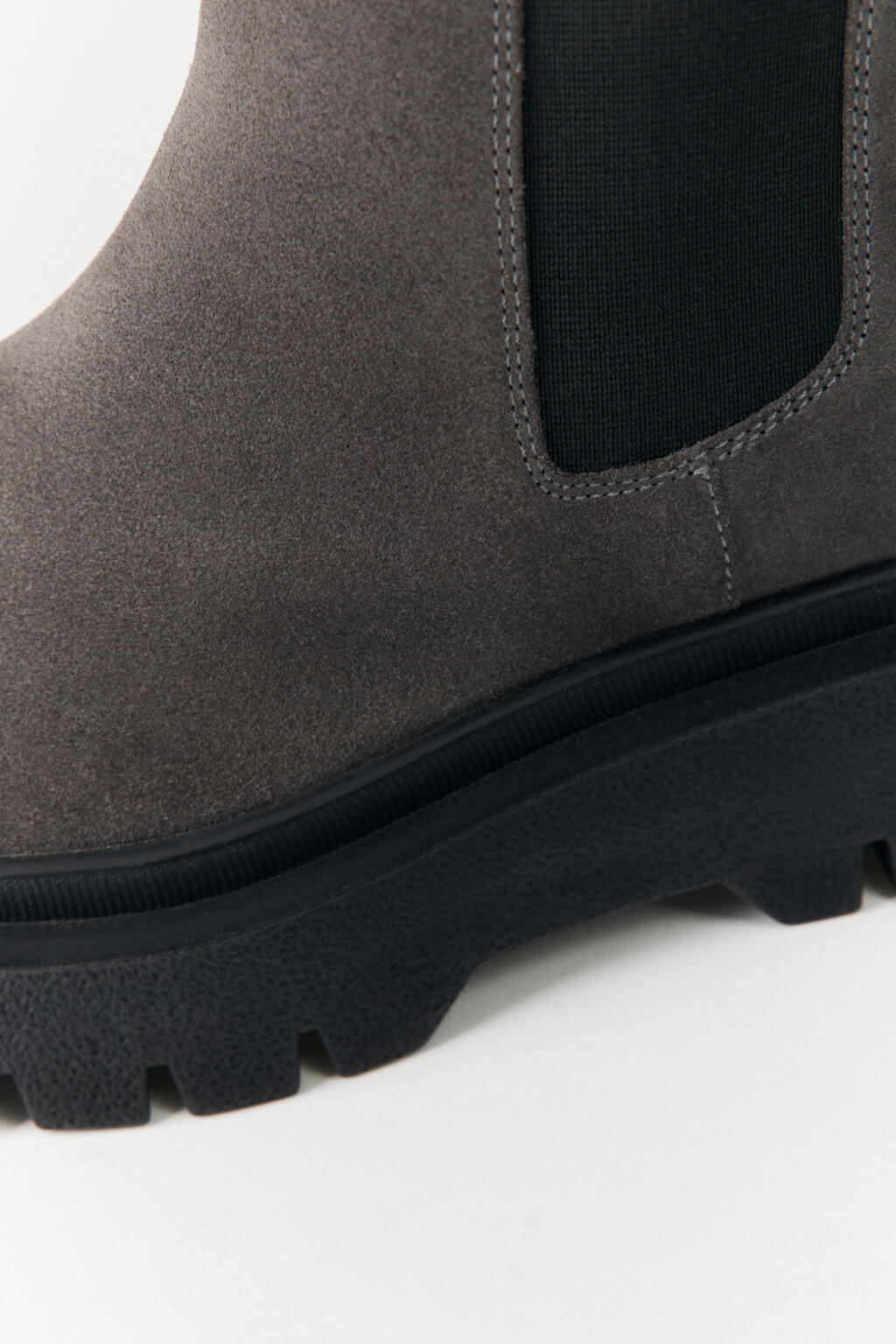 Ботинки-челси из натуральной замши - цвет серый - 6