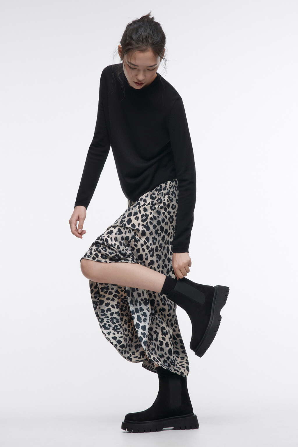 Ботинки-челси из натуральной замши - цвет черный - 8