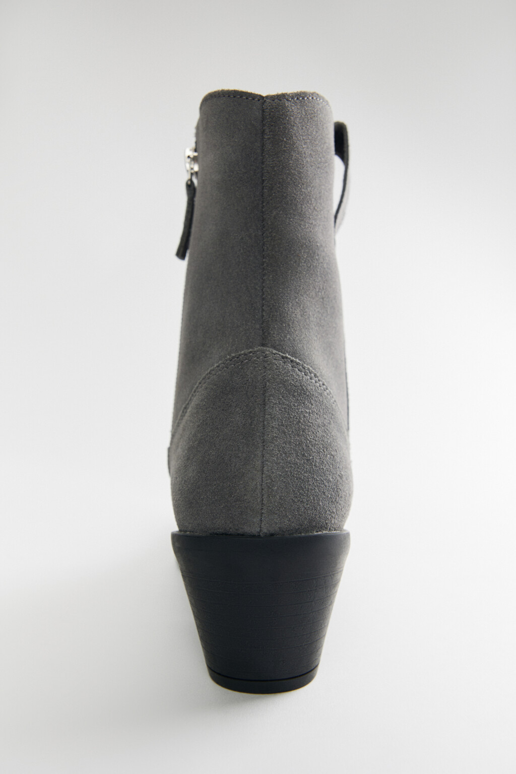 Ботинки-казаки из натуральной замши - цвет серый - 6