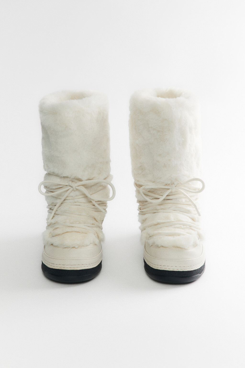Ботинки-дутики из искусственного меха утепленные - цвет белый - 2