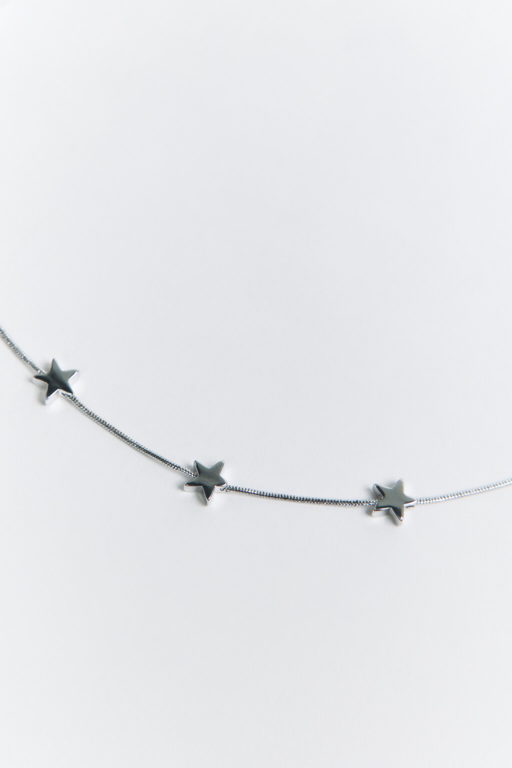 Цепочка на шею гладкая со звездочками - цвет серый - 2